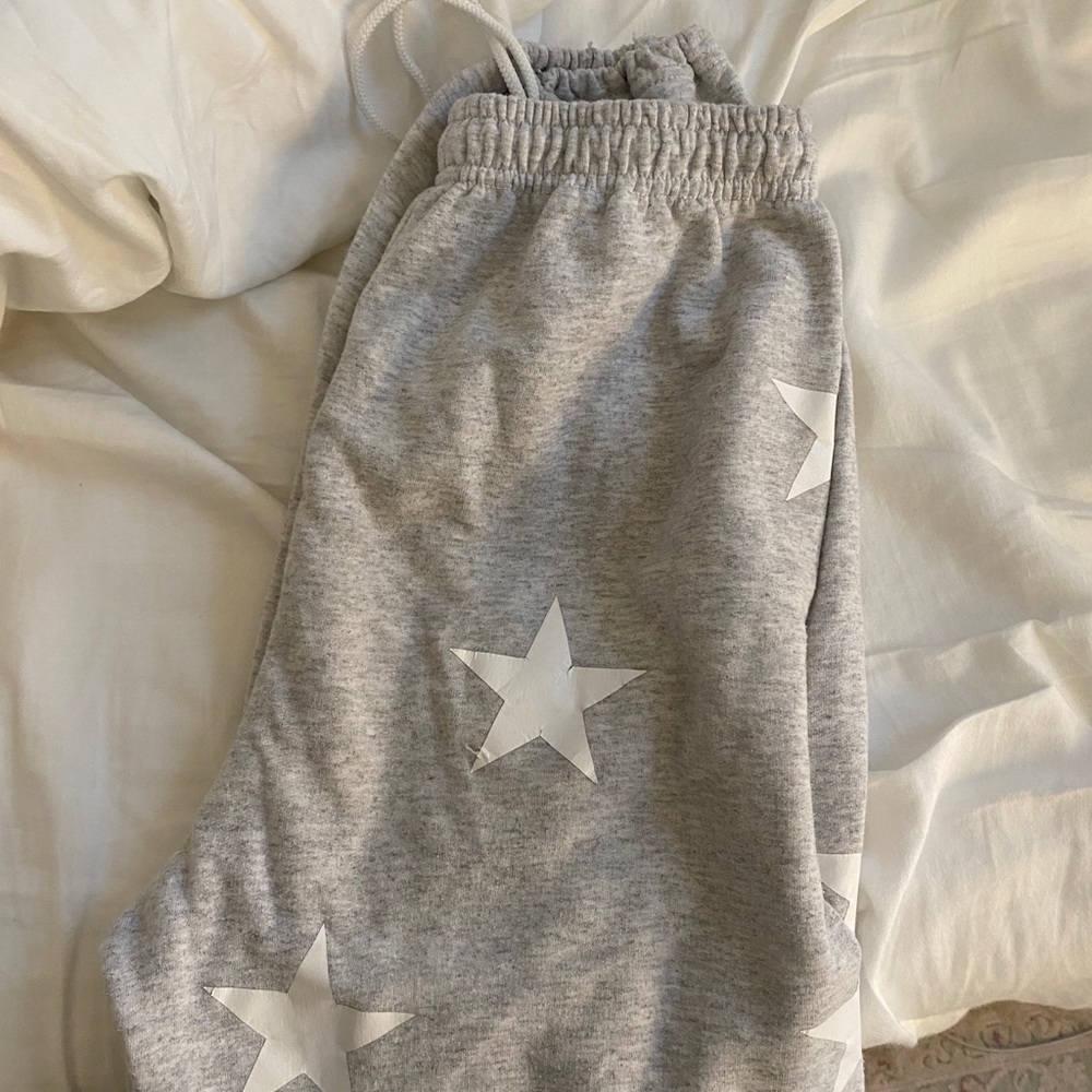 Grey star sweatpants